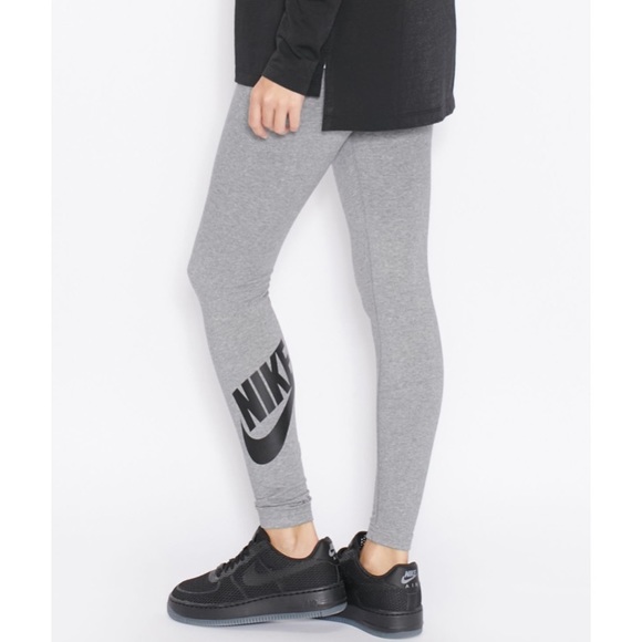 Nike Leggings - Picture 4 of 8